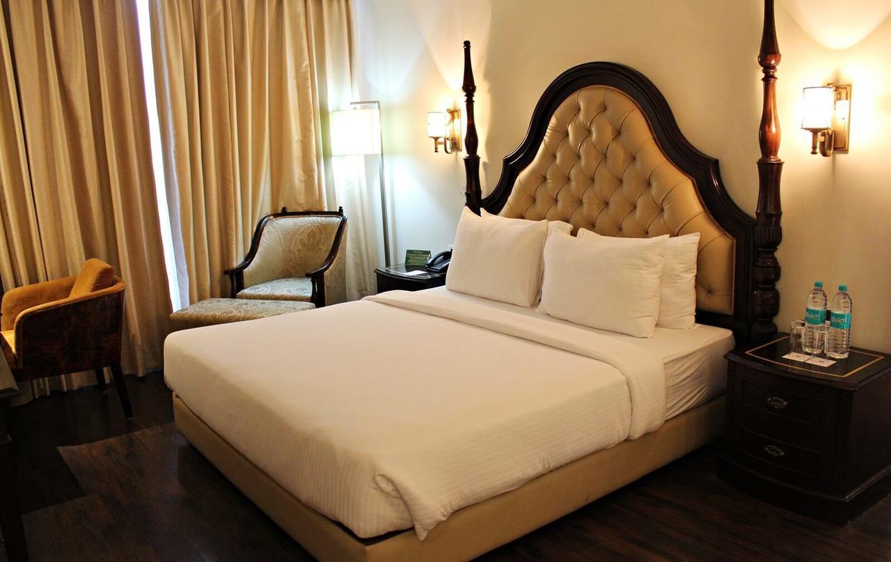 Golden Galaxy Hotels & Resorts Faridabad Dış mekan fotoğraf